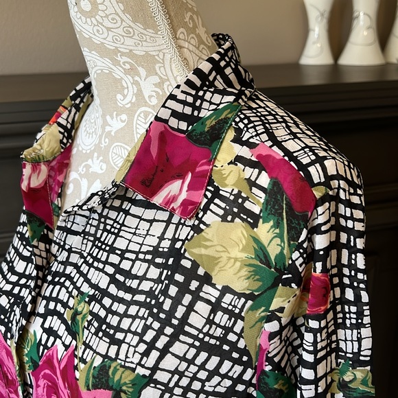 • Vincente lightweight floral patterned top, L • - Picture 7 of 9